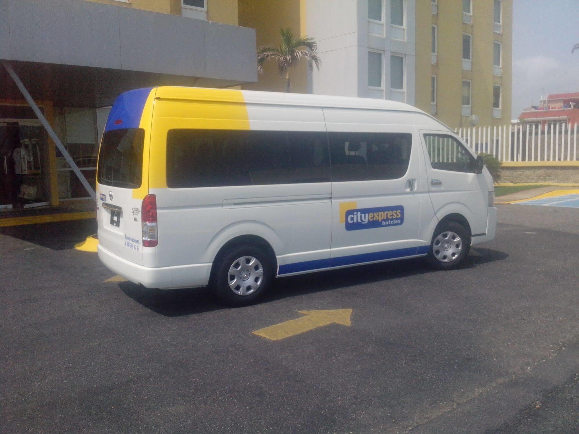 City Express Coatzacoalcos Dış mekan fotoğraf