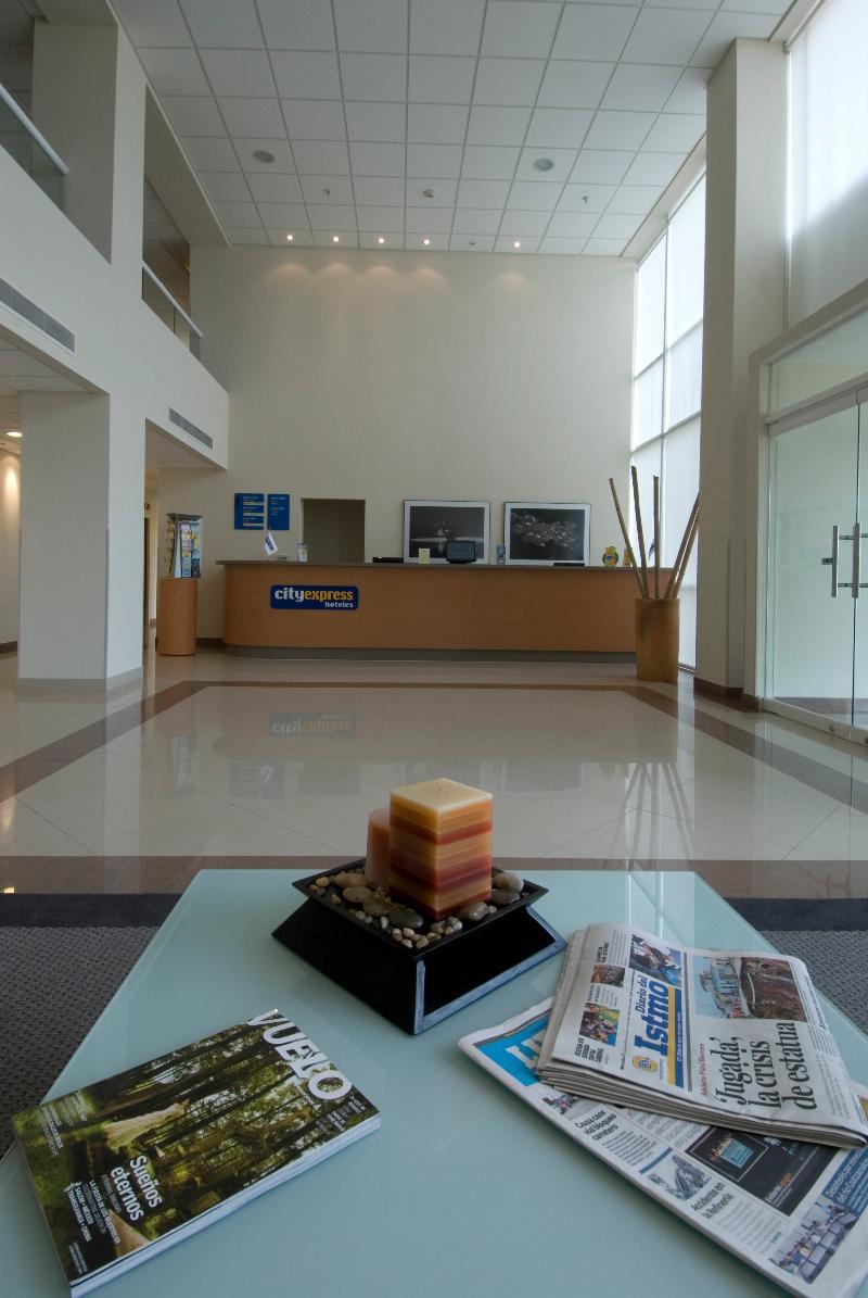 City Express Coatzacoalcos Dış mekan fotoğraf